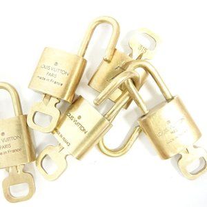 Authentic Louis Vuitton Golden Brass PadLock Charm Travel bag 1 lock 1 key a set
